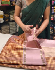 Vihana Chex Silk Saree
